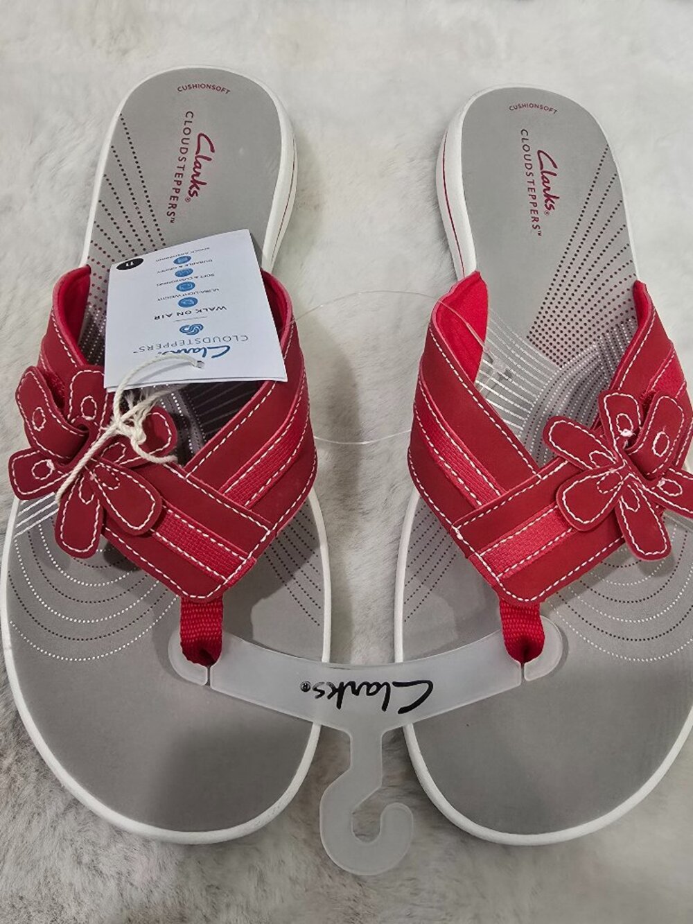 Clarks Cloudsteppers Brinkley Flora Red Flip Flop Sandal Women's Size 11 NEW